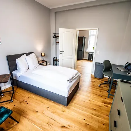 4 Neues Luxurioeses Terrasse Tolle Einzelbetten Ruhig *