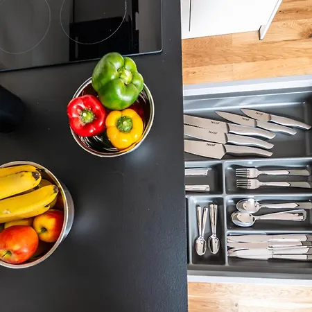 4 Neues Luxurioeses Terrasse Tolle Einzelbetten Ruhig
