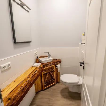 4 Neues Luxurioeses Terrasse Tolle Einzelbetten Ruhig Apartmán *